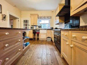 Photo 11- click for photo gallery